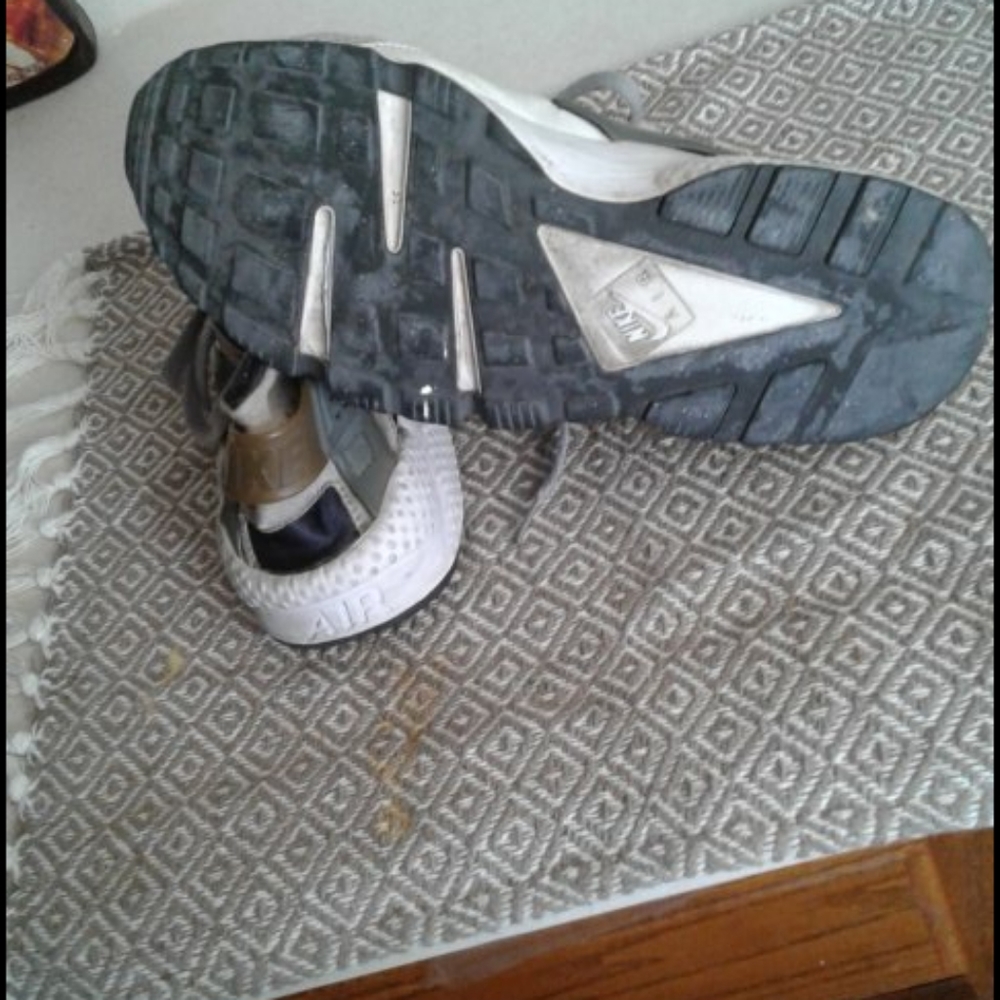 Nike Hurache - image 4